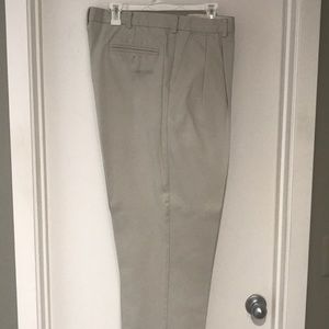 Turnbury slacks Size 40